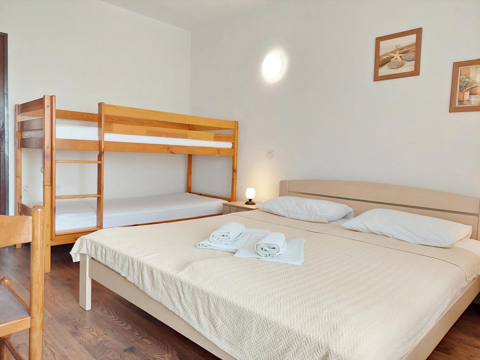 Pansion Klaudija Panzió Crikvenica Szoba fotó